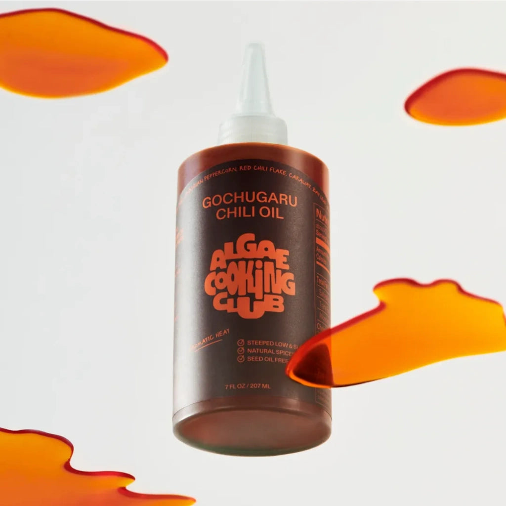 Combining the bright heat of Gochugaru chili with warm notes of cinnamon and star anise, this infused algae oil offers a smooth, aromatic heat to enhance any dish. 